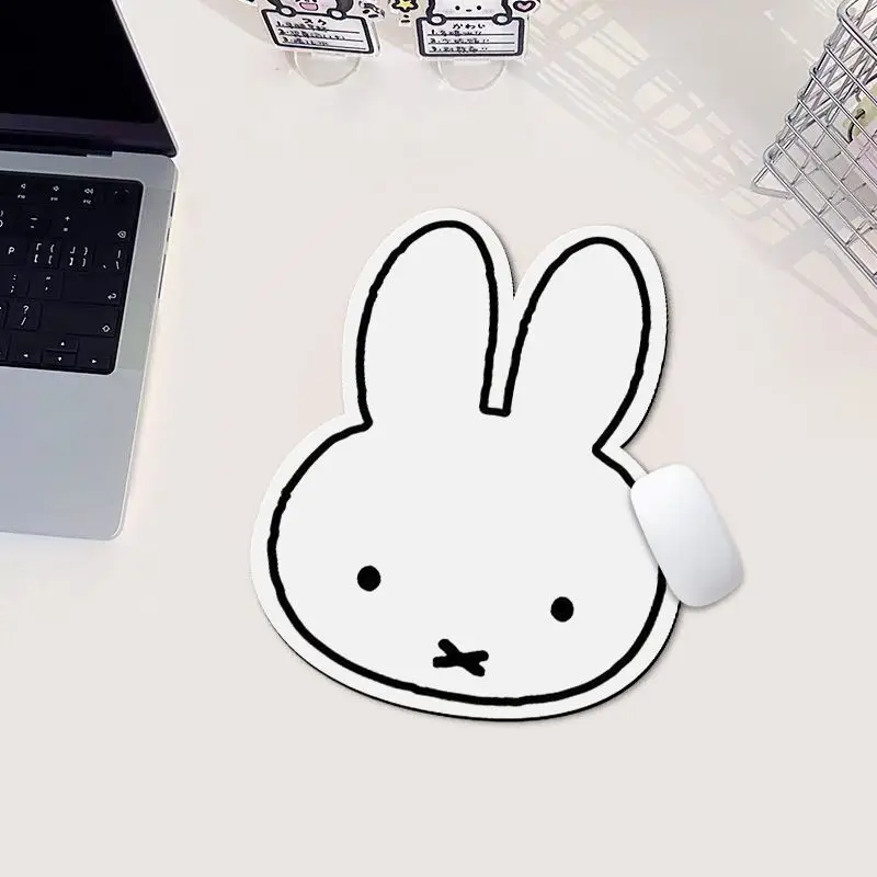 Kawaii Miffy Konijnvormige Mui - Office Furniture Brands recensie en prijs